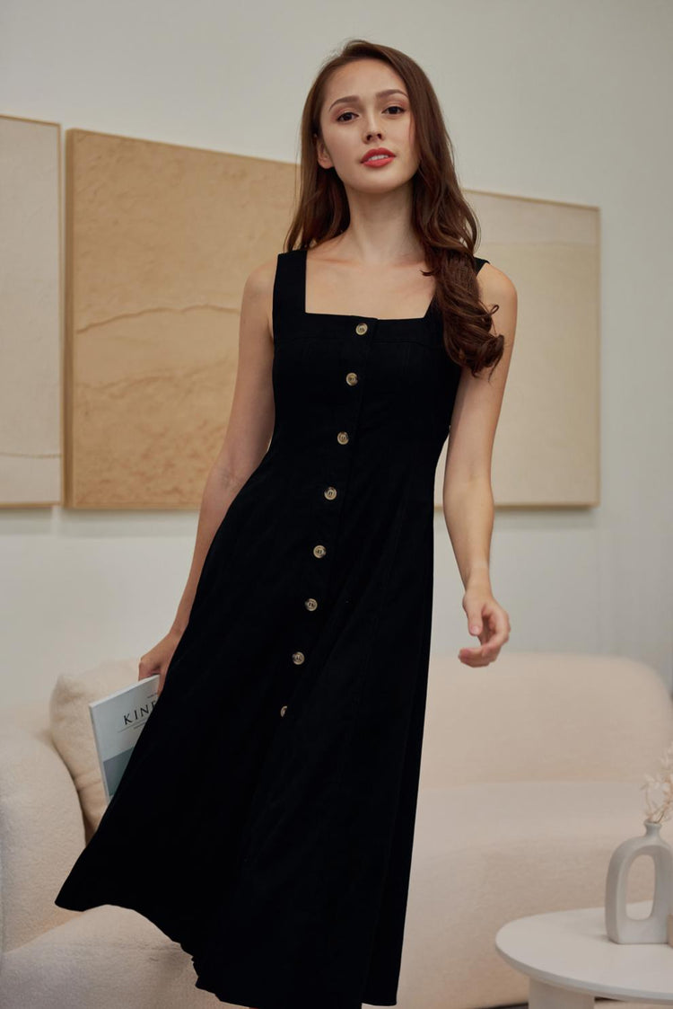 Mark of Distinction Dress (Black)