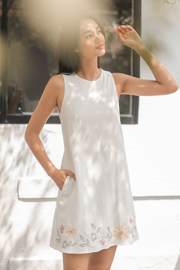 Rosewood Embroidered Shift Dress